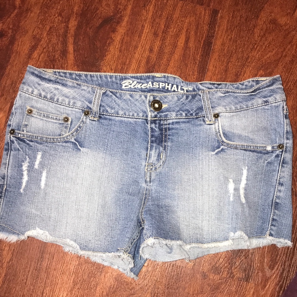 Light denim jean shorts